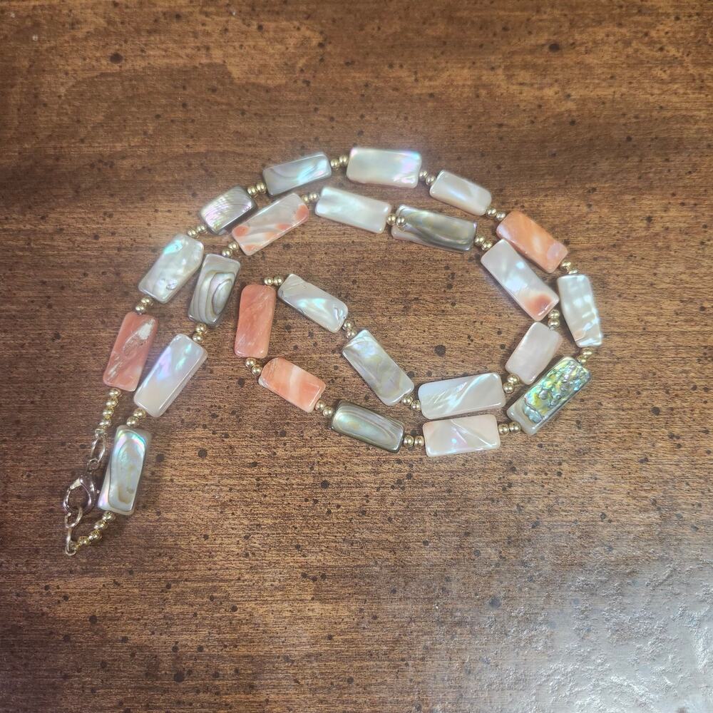 Mother of Pearl Abalone Shell Rectangle Bead Necklace Peach Gold Tone 24 Coastal - Picture 5 of 8